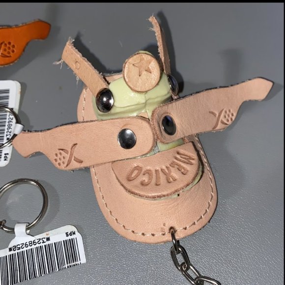 Random assortment of 4 unique keychains, Mexico horse saddles, drum, & soccer - Picture 4 of 5